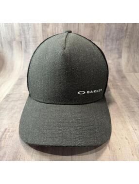 Oakley Chalten Cap Gray Black Trucker Hat Mesh Back Snapback Cap